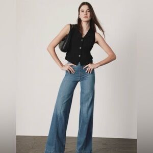 SPANX Women's Blue Straight Jeans